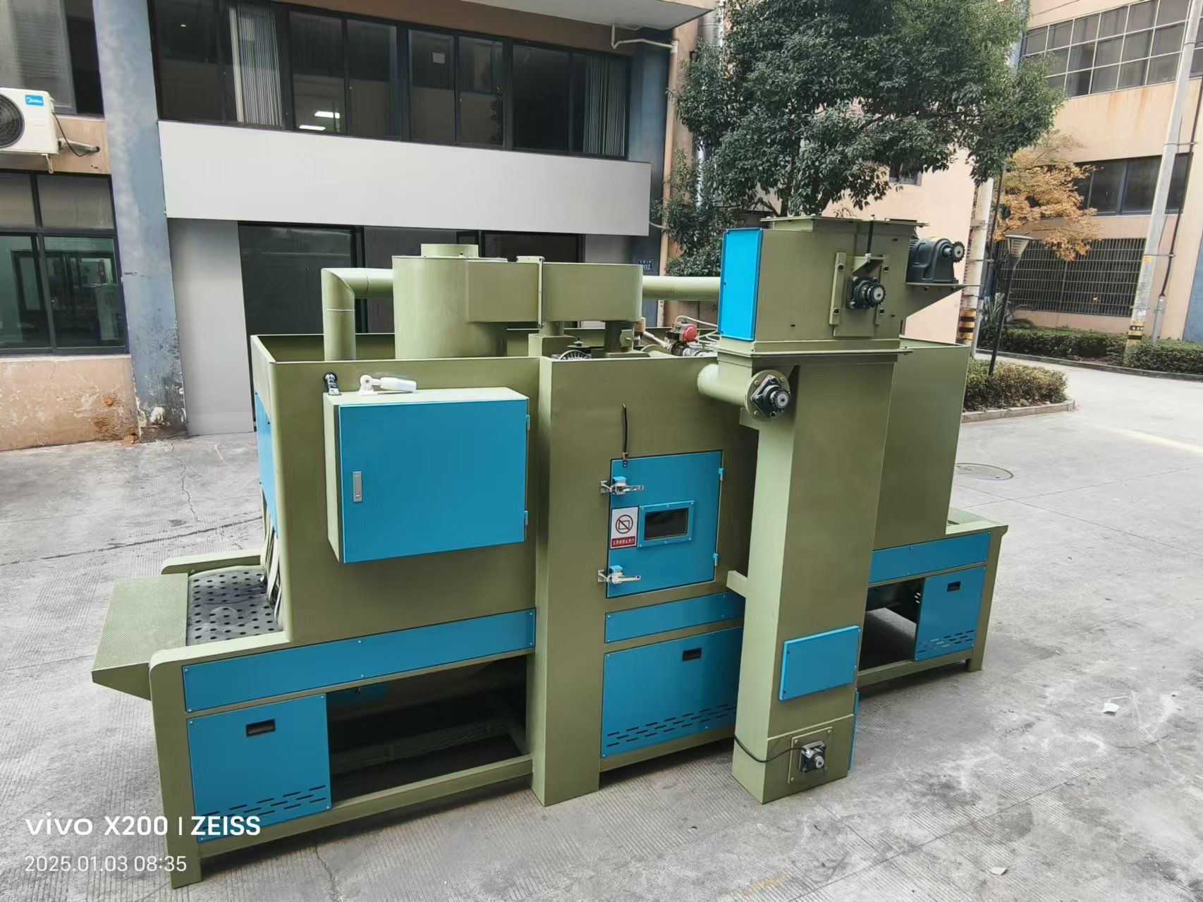 4580e1fb046e7bf98d17ee5ebe7a6fea_.jpg